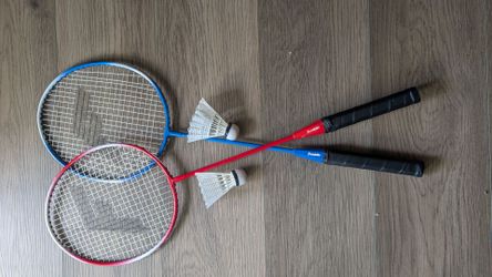 Franklin Badminton Racket Set (2 Rackets + 2 Shuttlecocks)