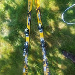 Salomon X-Scream 175 cm Skis w/  Salomon S8 10n Bindings