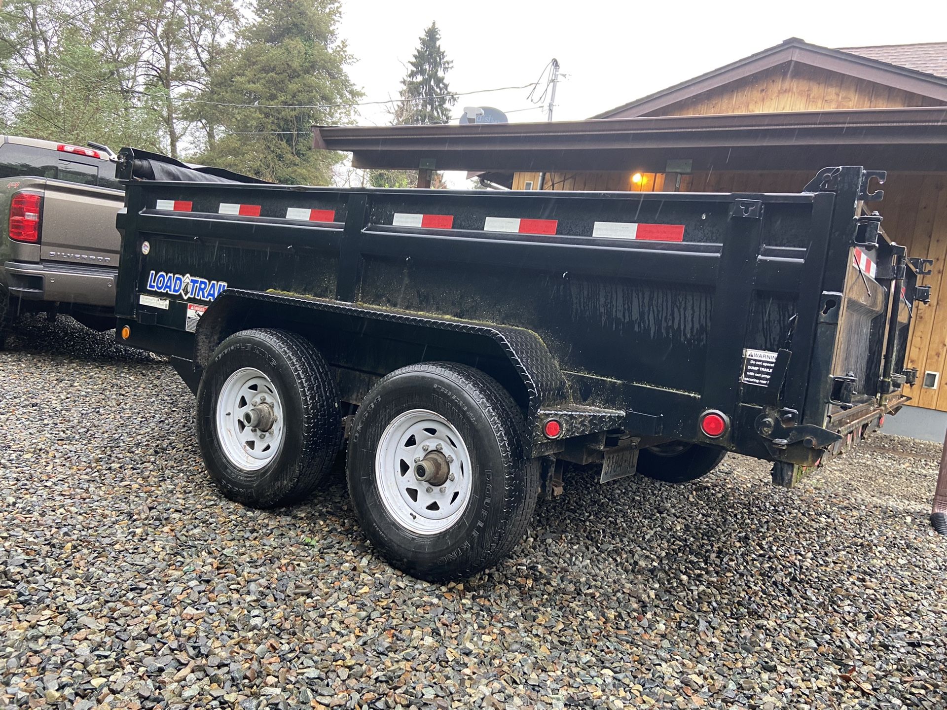 Load trail 14k dump trailer