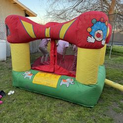 Bounce House w/ Blower