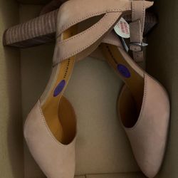 Lucky Brand Leather Beige Heels Women Shoes