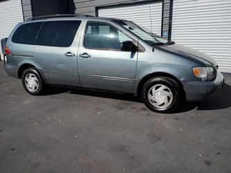 1999 Toyota Sienna