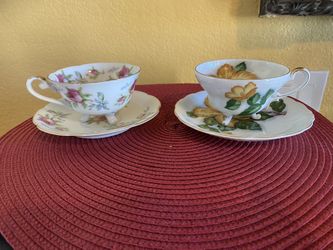 3footed teacups set Of 2 coup cup saucer princess teacup Tea set white 3 footed rose tea cup royal Chelsea tea kitchen decor for tea or coffee