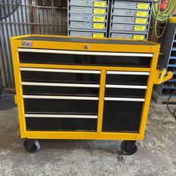 Dewalt Tool Box 