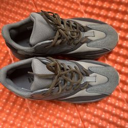 Adidas Yeezy Boost 700 (Teal Blue)