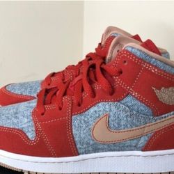Pre-owned Sneaker Jordan's (LOOKS BRAND NEW) kids 10C, 11C, 12C and 3