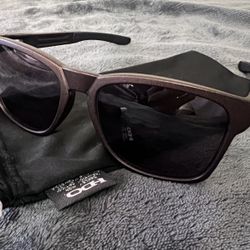 Oakley Catalyst Corten Prizm Daily Polarized Sunglasses