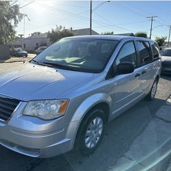 2008 Chrysler Town & Country