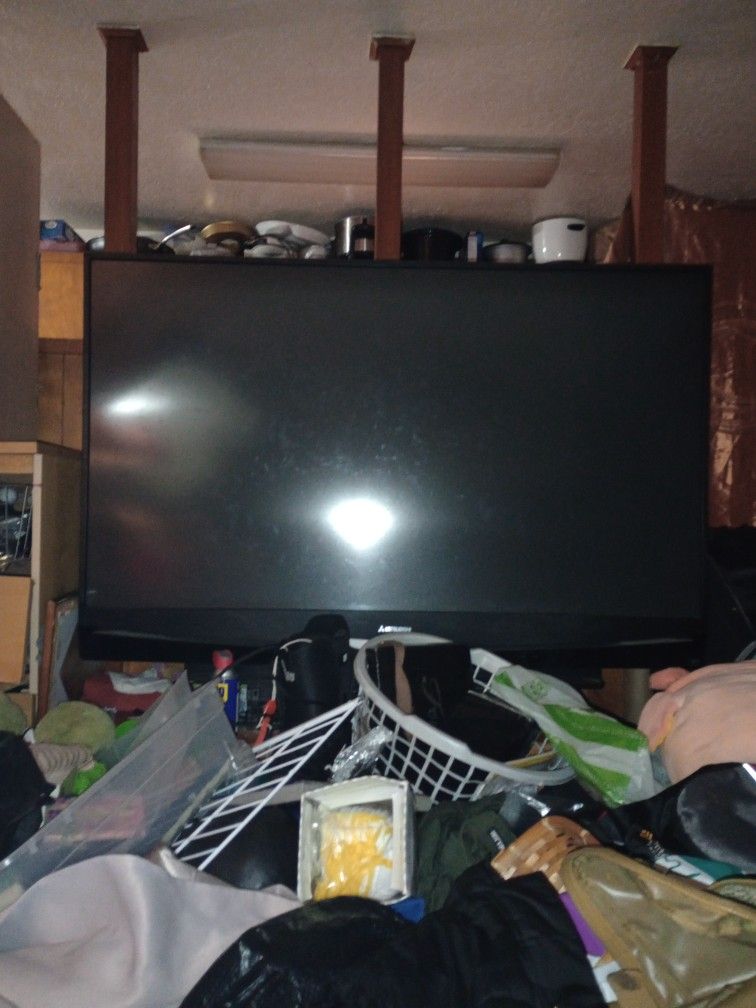 60 Inch Mitsubishi Smart Tv