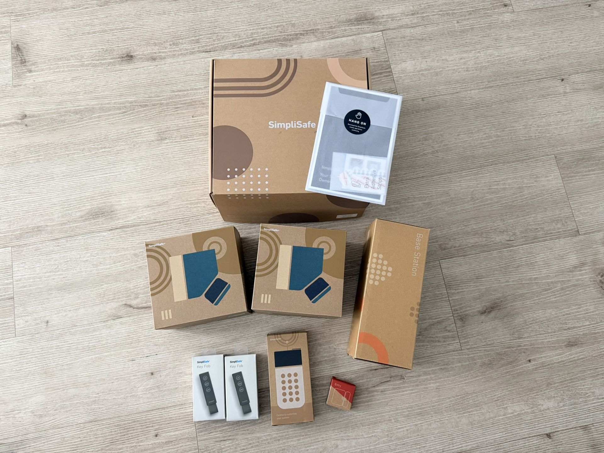 Brand New 7 Pieces Simplisafe Outdoor Camera Bundle