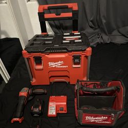 Milwaukee Tools 
