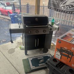 Weber Genesis II Grill  BEST OFFER NEEDS TO GO ANYWAY
