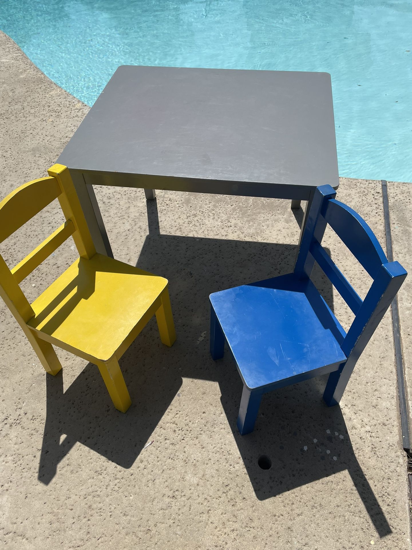 Children Table/ Chairs