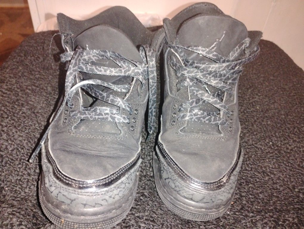 Women's Air Jordans Size 5 M