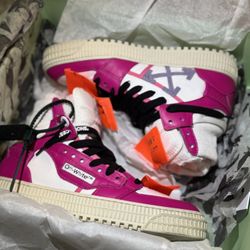  Off Whites Women’s - Off Court 3.0 Fuchsia Pink 2023