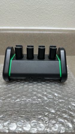 Oivo Charging Dock for Video Game Controllers Black Wired Plastic
