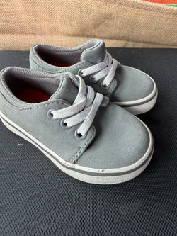 Cat and Jack Vans style size 5