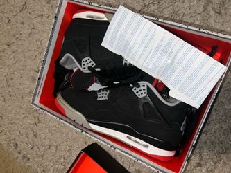 Jordan 4 Breds size 8men/10women