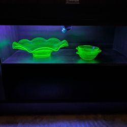  Vintage Uranium Glass Bowls