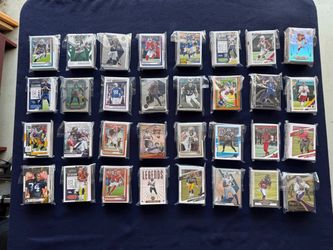 (32) NFL Football Trading Cards Team Lots