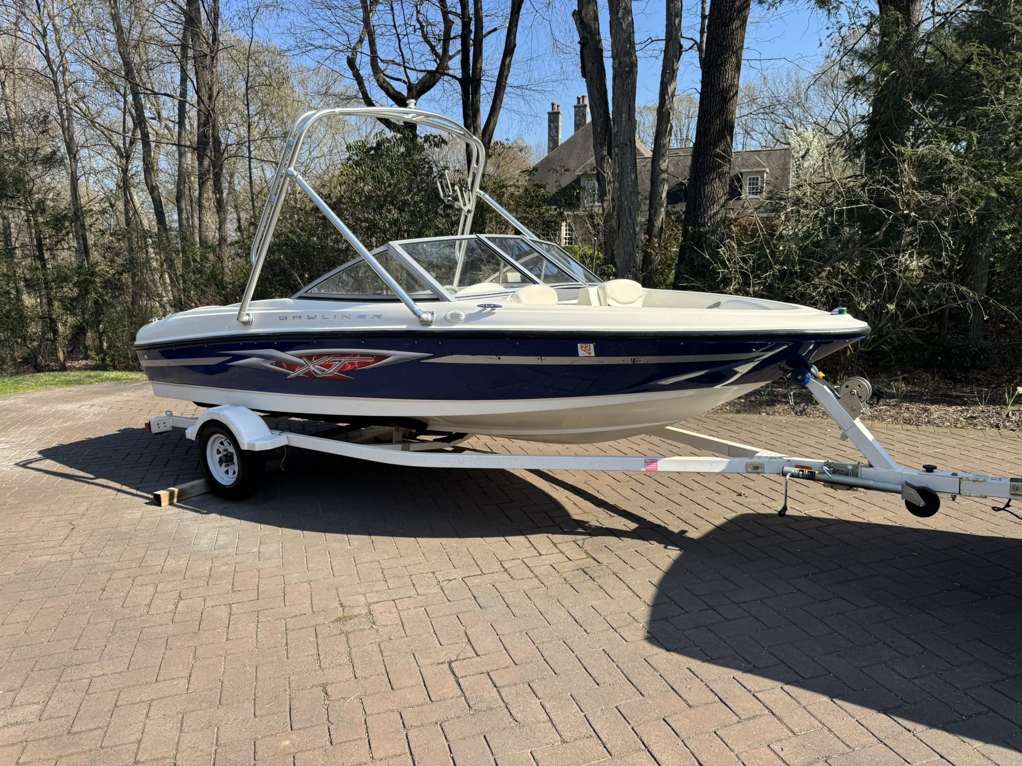 2005 Bayliner XT