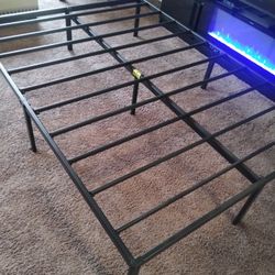 Queen Size Metal Bed Frame