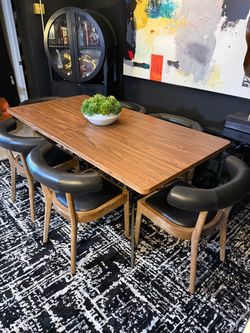 Modern 7 piece brand new set