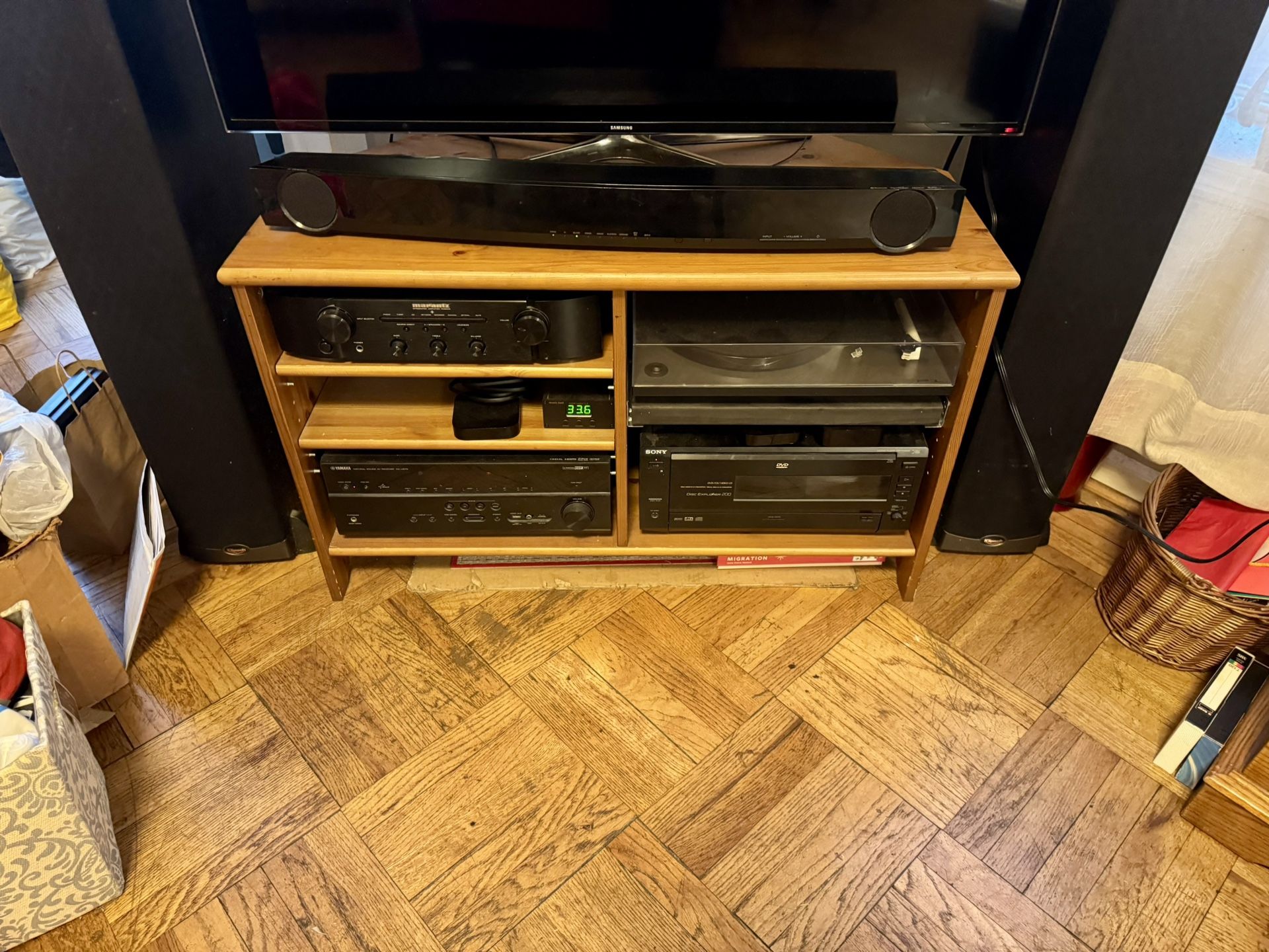 Elegant Oak Wood Corner TV Stand with pull-out shelf