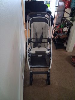 CRUZ stroller