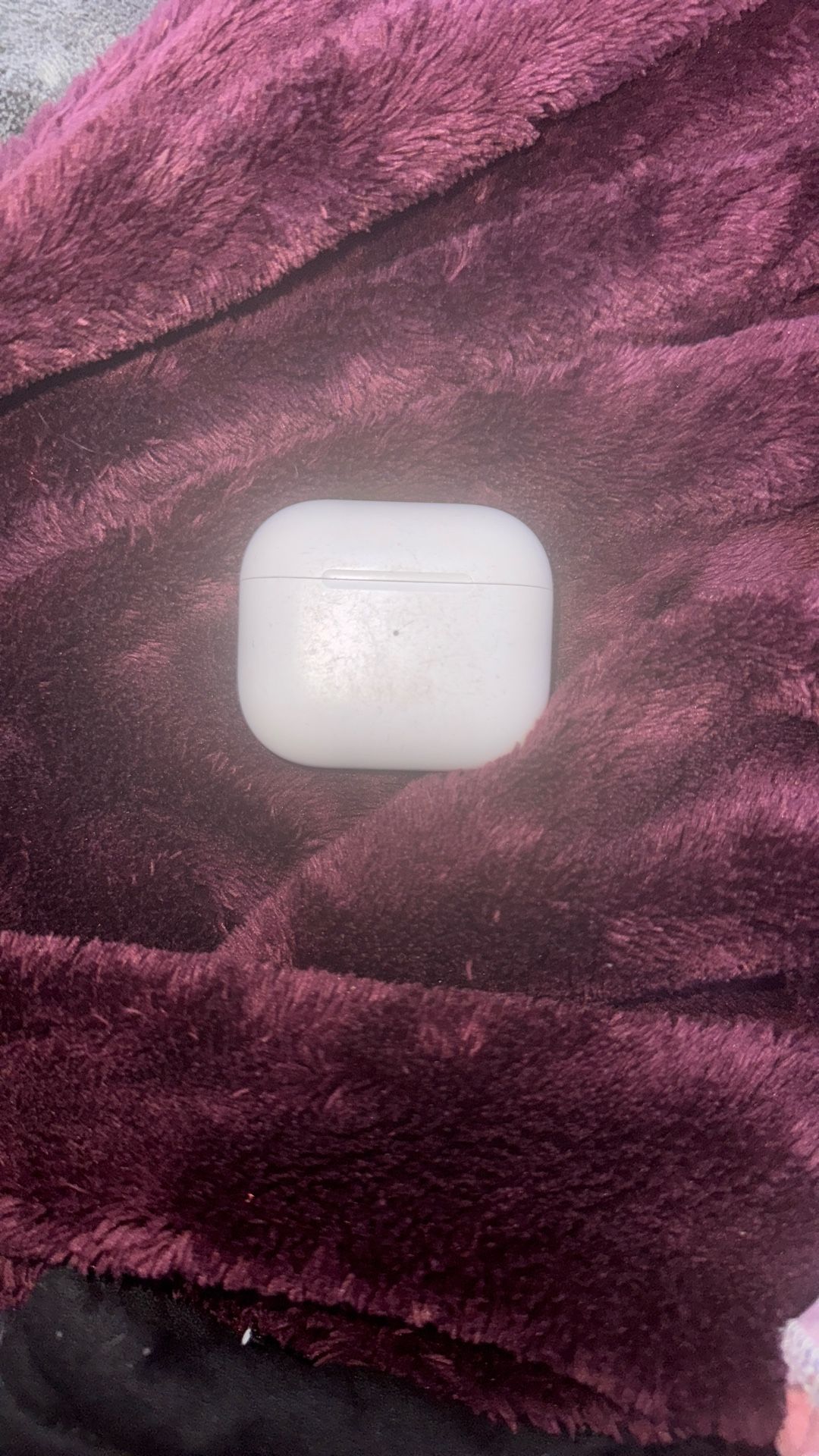 AirPods 4 Electronics & Media