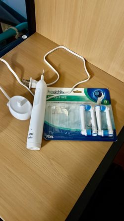 Oral B Braun Electric Toothbrush
