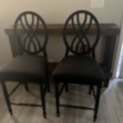 2 Counter Stools