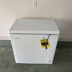 New- Convertible Refrigerator Freezer 