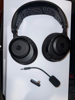 SteelSeries Arctis Nova 3 wireless headset