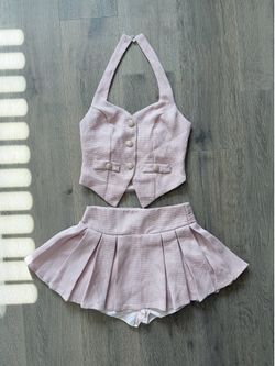 Pink Tweed 2-Piece Set 💗 Halter Neck Vest Top & Pleated Skort