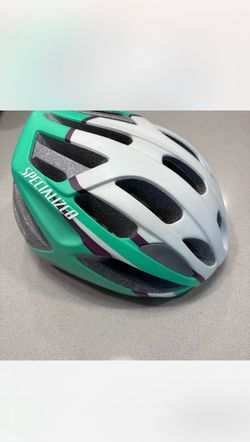 (#1) Medium discounted cycling helmet