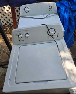 Amana electric washer and dryer