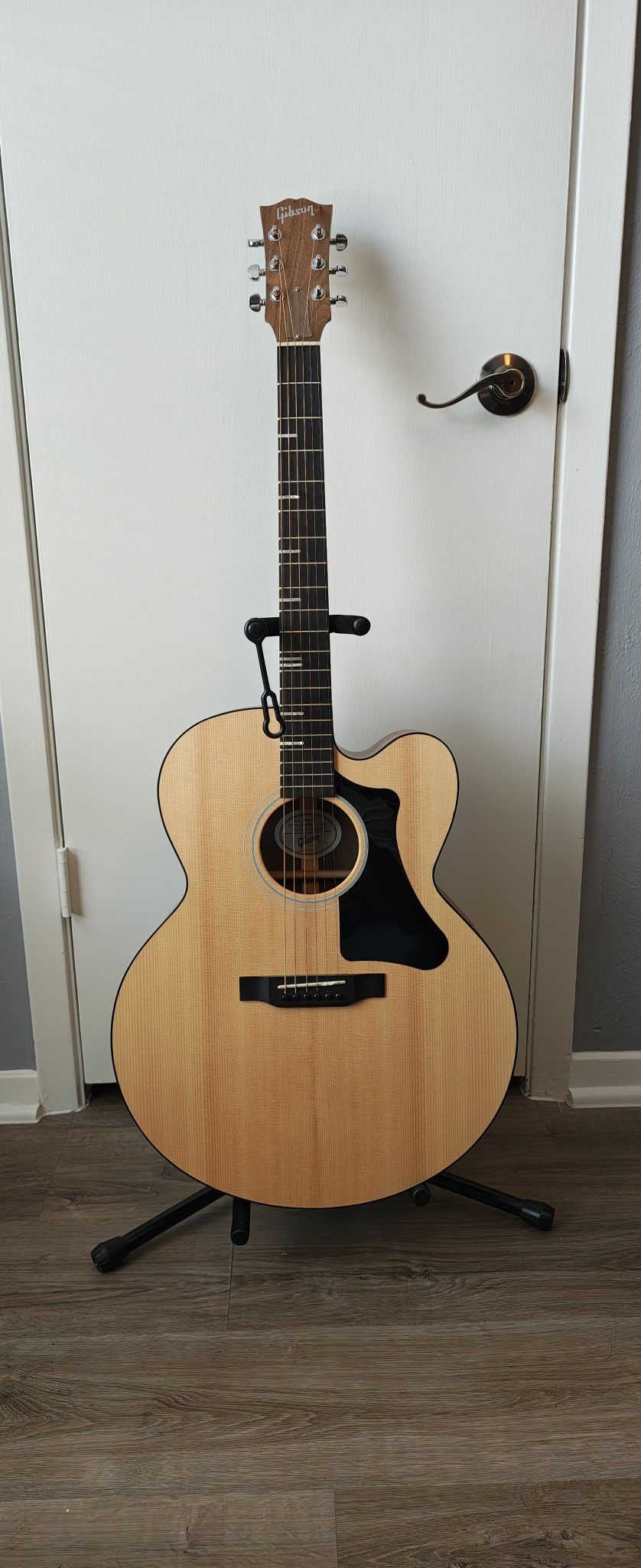 Gibson G-200 CE