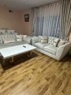 Sofa set