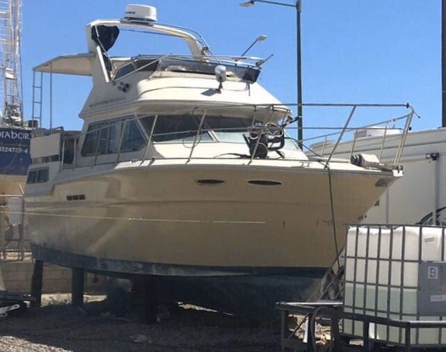 1985 Sea Ray 360AC MUST SELL $27,500 OBO