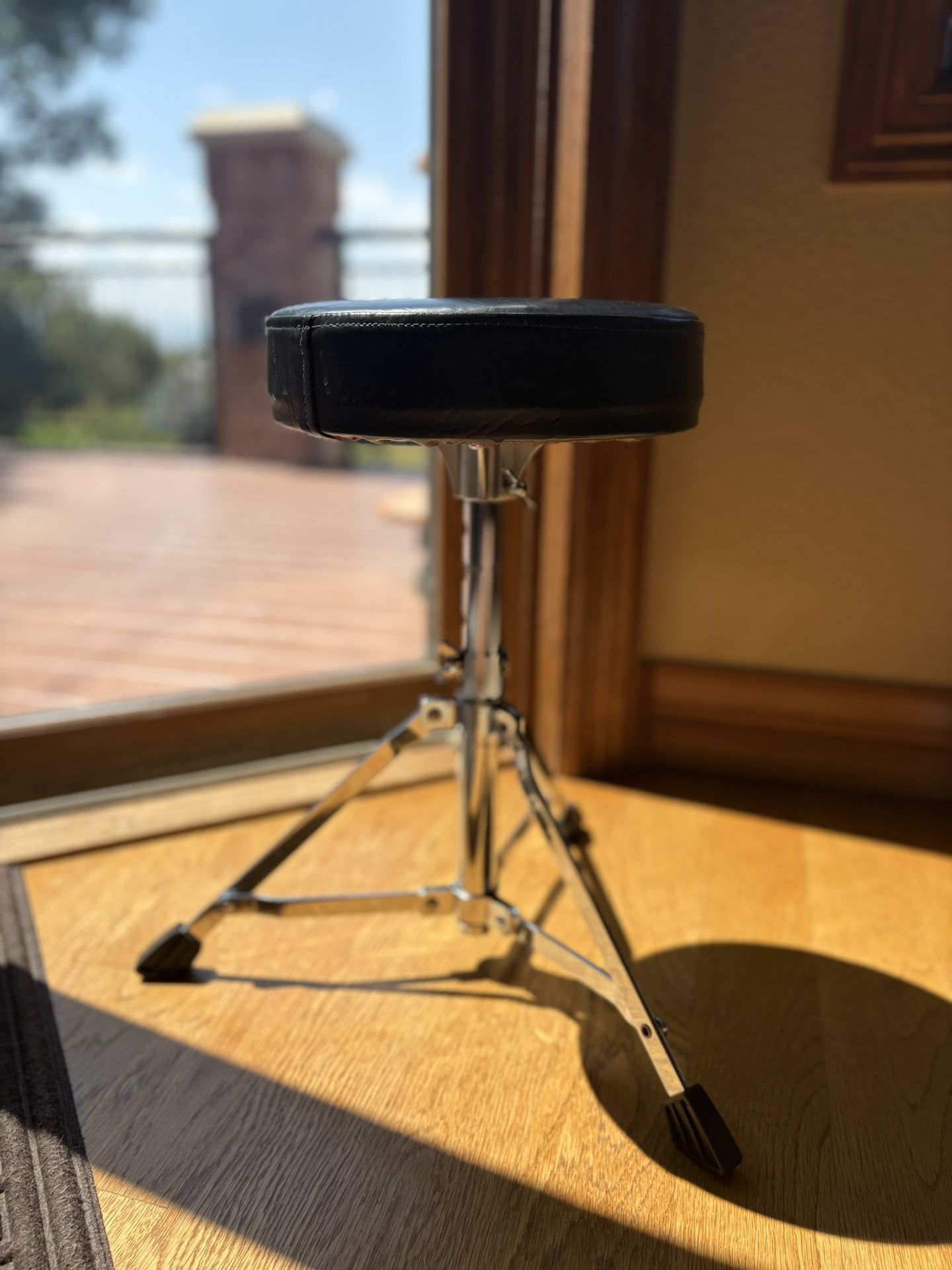 Junior Drum Throne