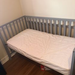 Baby crib with mattress