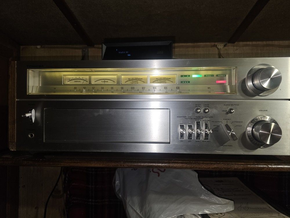 Toshiba SA-775  Stereo Receiver 