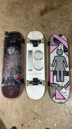 1 full skateboard and 2 decks, worn but still solid boards