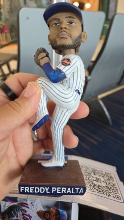 Bobblehead Mets Freddy Peralta