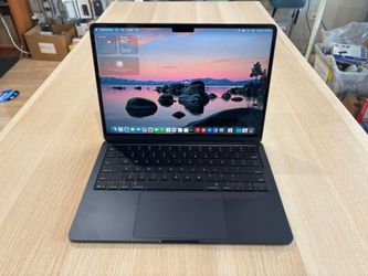 Apple MacBook AIR 13” 2025 M4 2025 24GB RAM 512GB Fully Functional