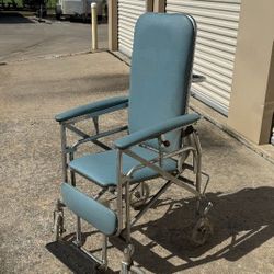 Cos Play Chair 