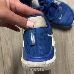 Lebron basketball shoes