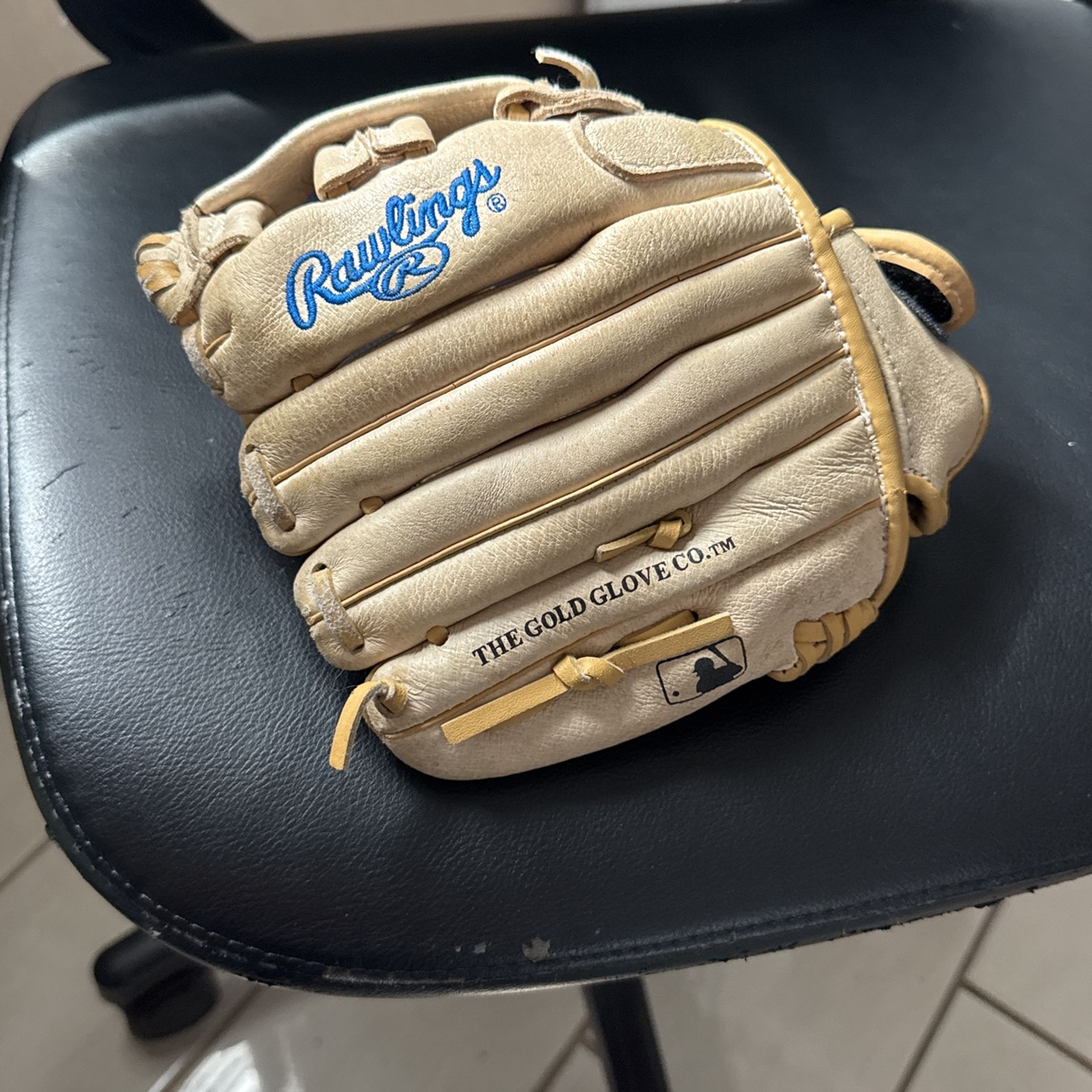 Rawling Kris Bryant 10 1/2 Inch Glove