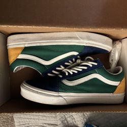 Vans 